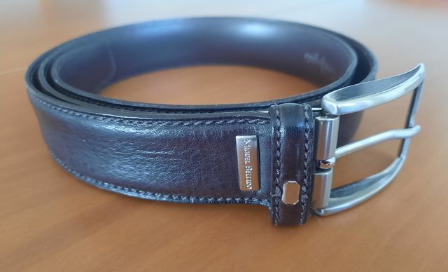 Cinturón caballero piel.