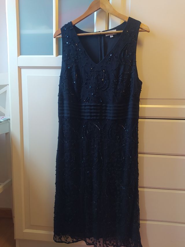 Estiloso Vestido cocktail negro