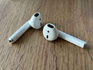 Apple Airpods 2ª generación