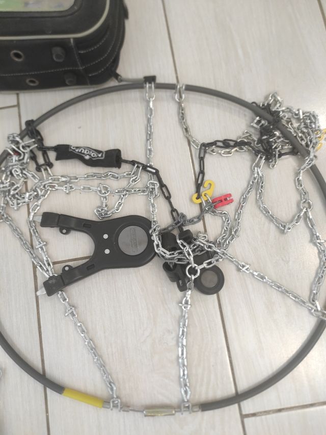 CADENAS DE COCHE PARA NIEVE