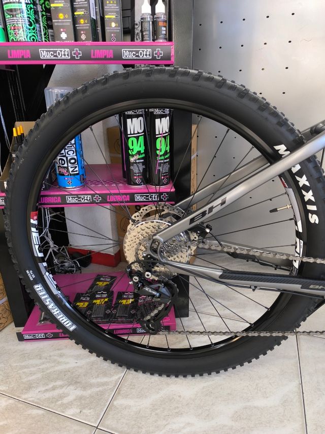 EBIKE BICICLETA ELÉCTRICA BH ATOM 29