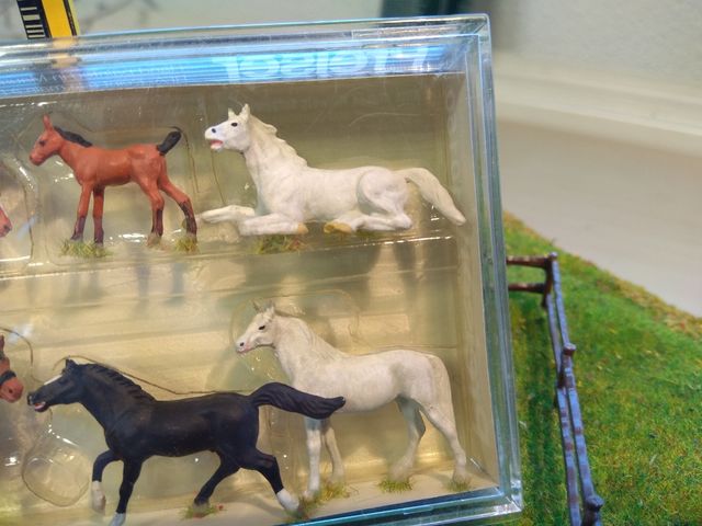 Trenes H0. Figuras Preiser