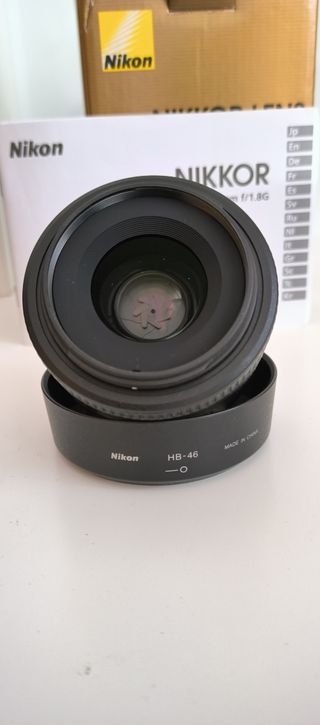 Nikon 35mm AF-S DX NIKKOR f/1.8