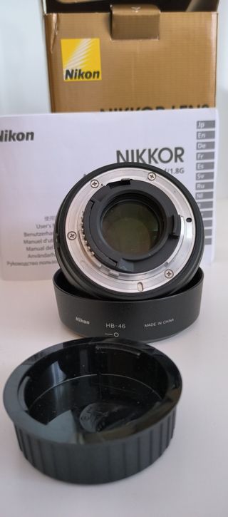 Nikon 35mm AF-S DX NIKKOR f/1.8