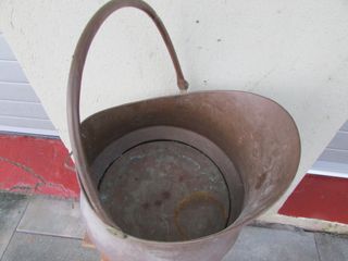 Carbonera antigua leñera cobre doble asa