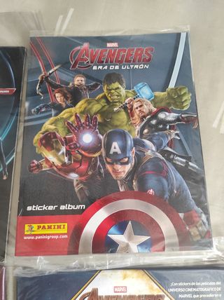 3 álbumes AVENGERS