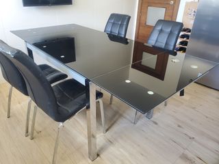 Mesa y sillas cocina