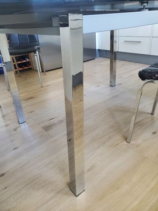 Mesa y sillas cocina