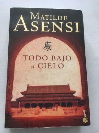 Libro. TODO BAJO EL CIELO
