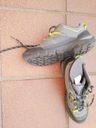 Zapatillas deportivas senderismo