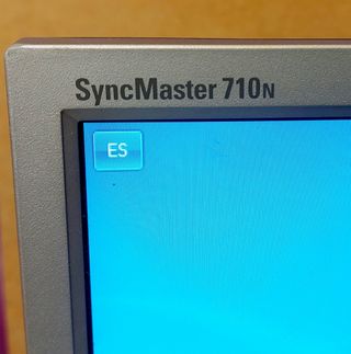 17" Samsung monitor TFT 710N