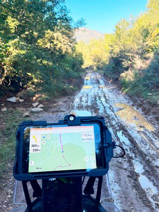 Soporte tablet Samsung para moto + Anclajes