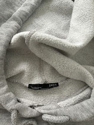 Sudadera capucha crop Zara talla S