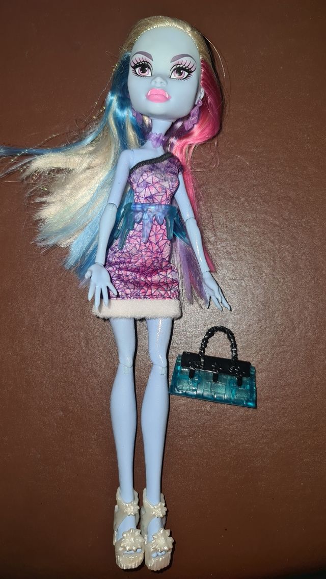 Muñeca monster high Abbey Abominable