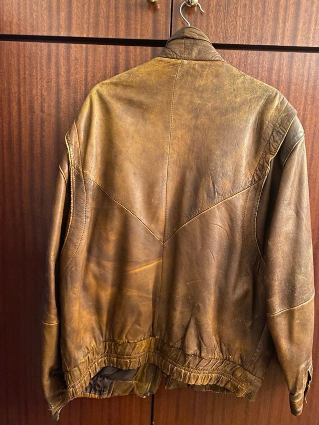 Cazadora cuero vintage ‘90