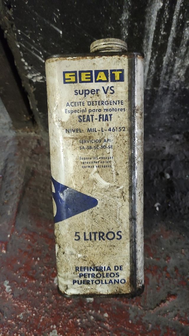 Lata Aceite Seat vintage