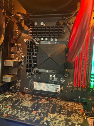 Ram + placa base + Refrigeración líquida