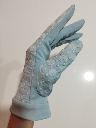 Guantes  vintage de primavera azul cielo