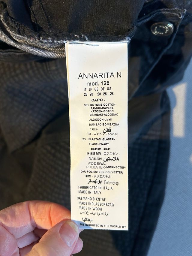 Pantalone slim Nuovo