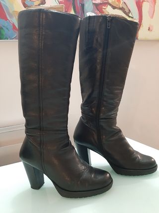 Botas altas de piel talla 37
