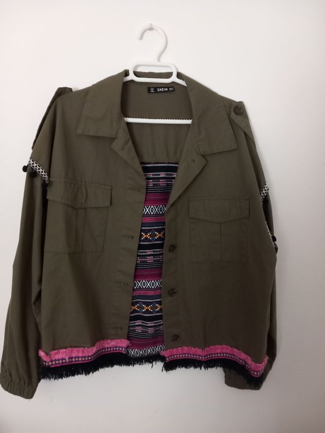 Chaqueta verde caqui