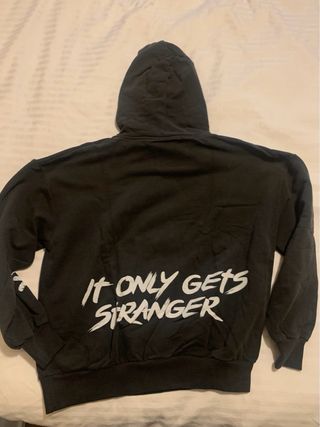 Sudadera Pull&bear Stranger Things 