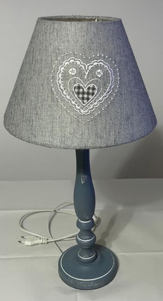 LAMPADA DA TAVOLO IN LEGNO