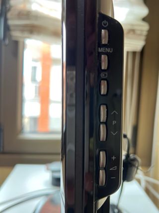 TV Sharp Aguos LC-19D1E-BK 19’’