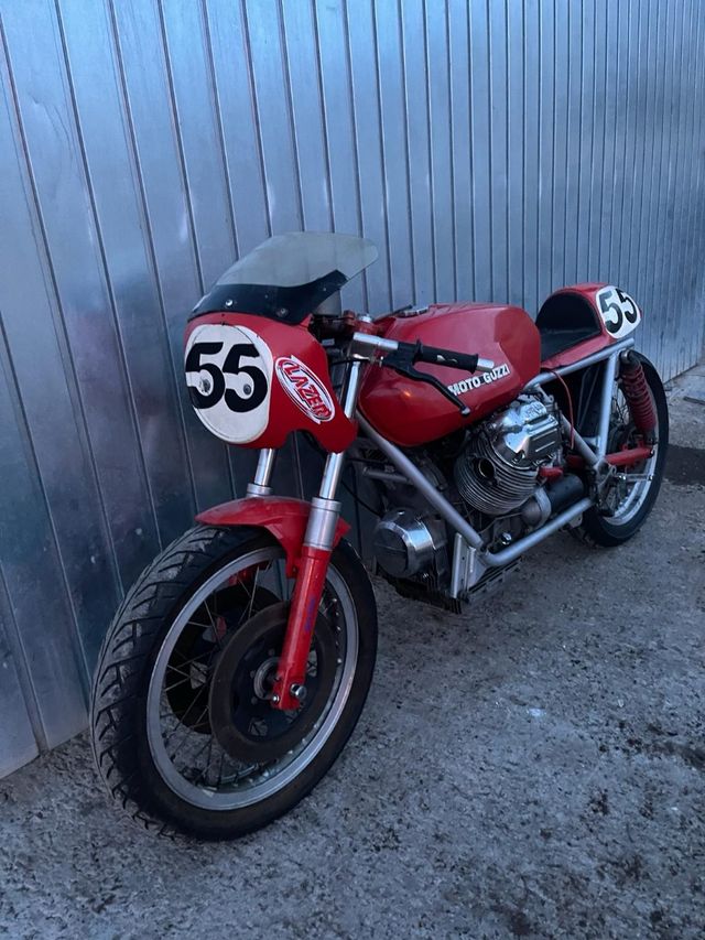 moto guzzi 900 de circuito