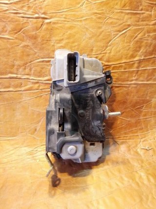 Cerradura puerta delantera izquierda Citro h_93995