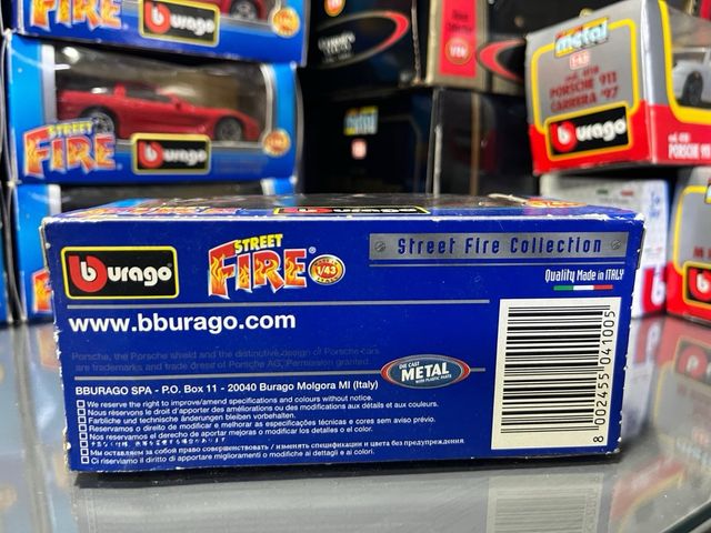 Porsche 911 Carrera 97 Bburago Scala 1/43