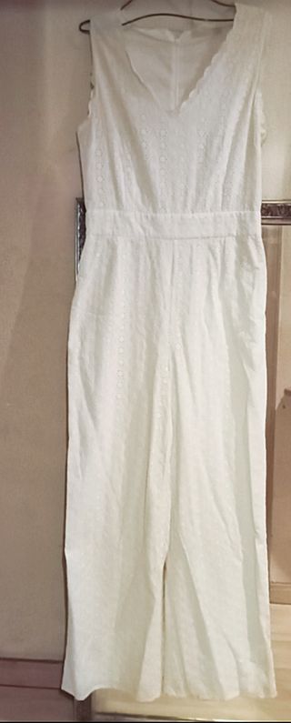 Mono blanco de batista 