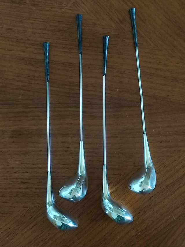 4 drink coolers golf clubs vintage