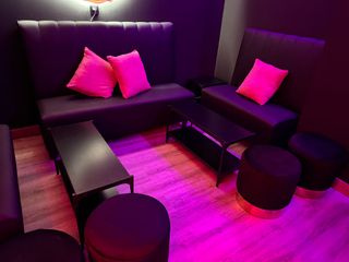 DIVANI * CAPITONE * PUB * KEBAK * POLTRONE * PANCHE