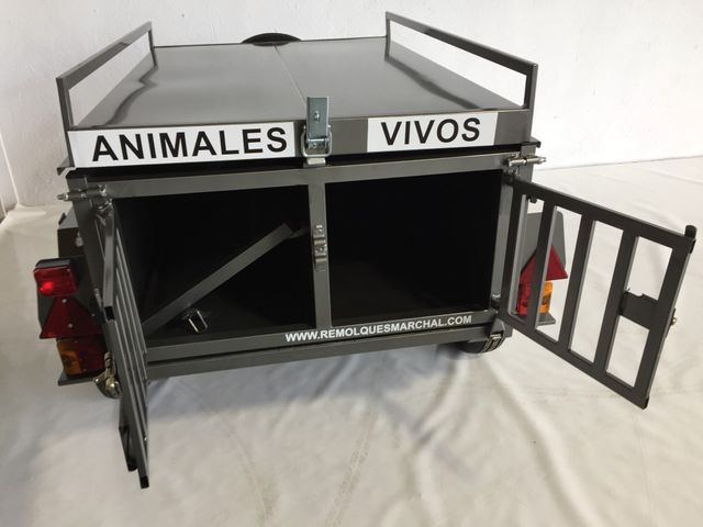 remolque transporte de perros