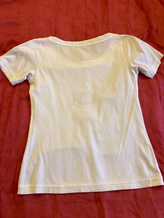 Camiseta blanca bordada en rojo Carolina Herrera M