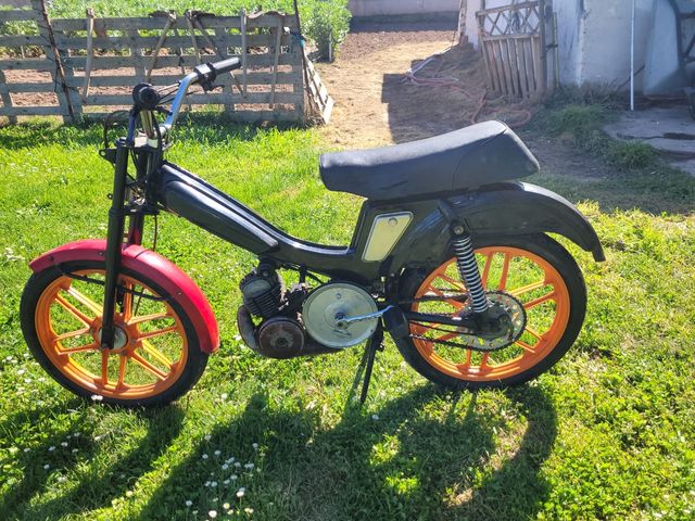 Lote 11 mobylette, mobilete, para restaurar  sin