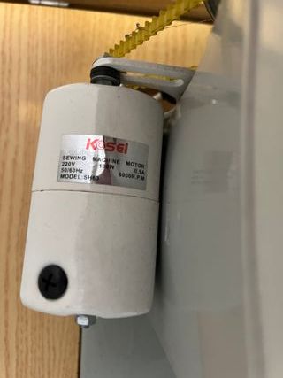 Maquina de coser Sigma Super-Automática