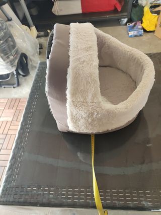 Cuccia cani gatti. 40x40x30