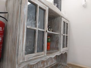 Armario antiguo tratado comedor