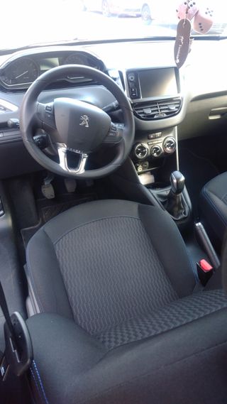 Peugeot 208 2019