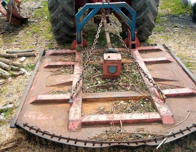 Desbrozadora cadenas usada