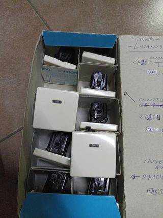 Mecanismos Simon serie 27 Marfil