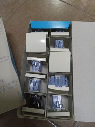 Mecanismos Simon serie 27 Marfil