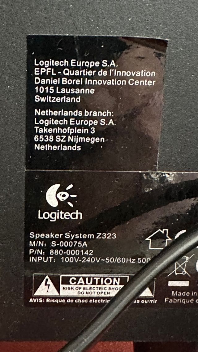 Altavoces Logitech