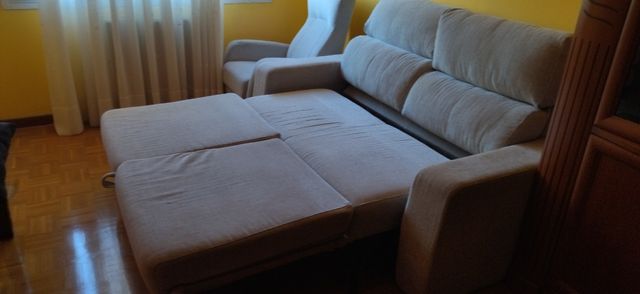 Sofa cama y taquillon