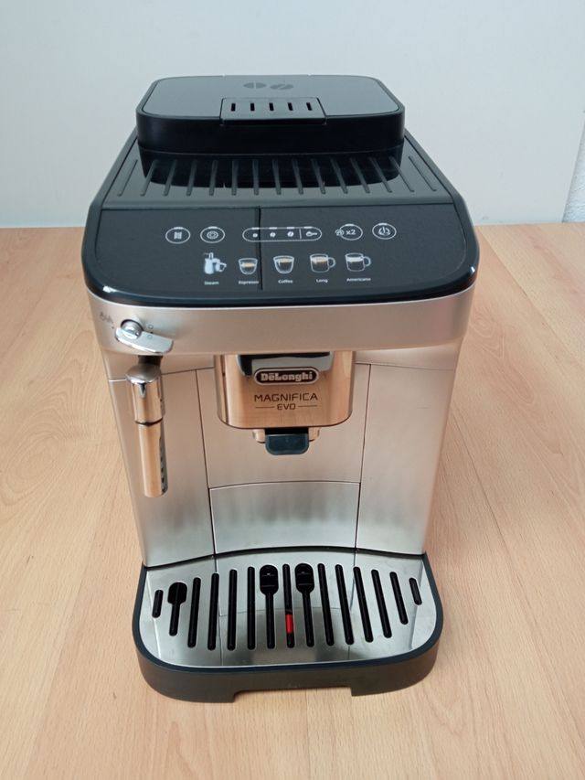 CAFETERA MAGNIFICA EVO w17D2009