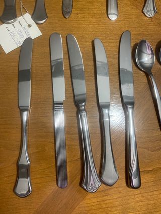 28 piezas cuberteria acero inoxidable