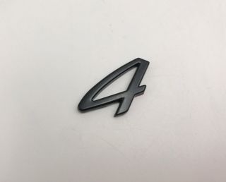 EMBLEMA LETRA 4 PORSCHE NEGRA O PLATA