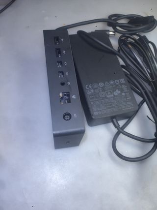 Microsoft Surface Station dock 1661+adattatore